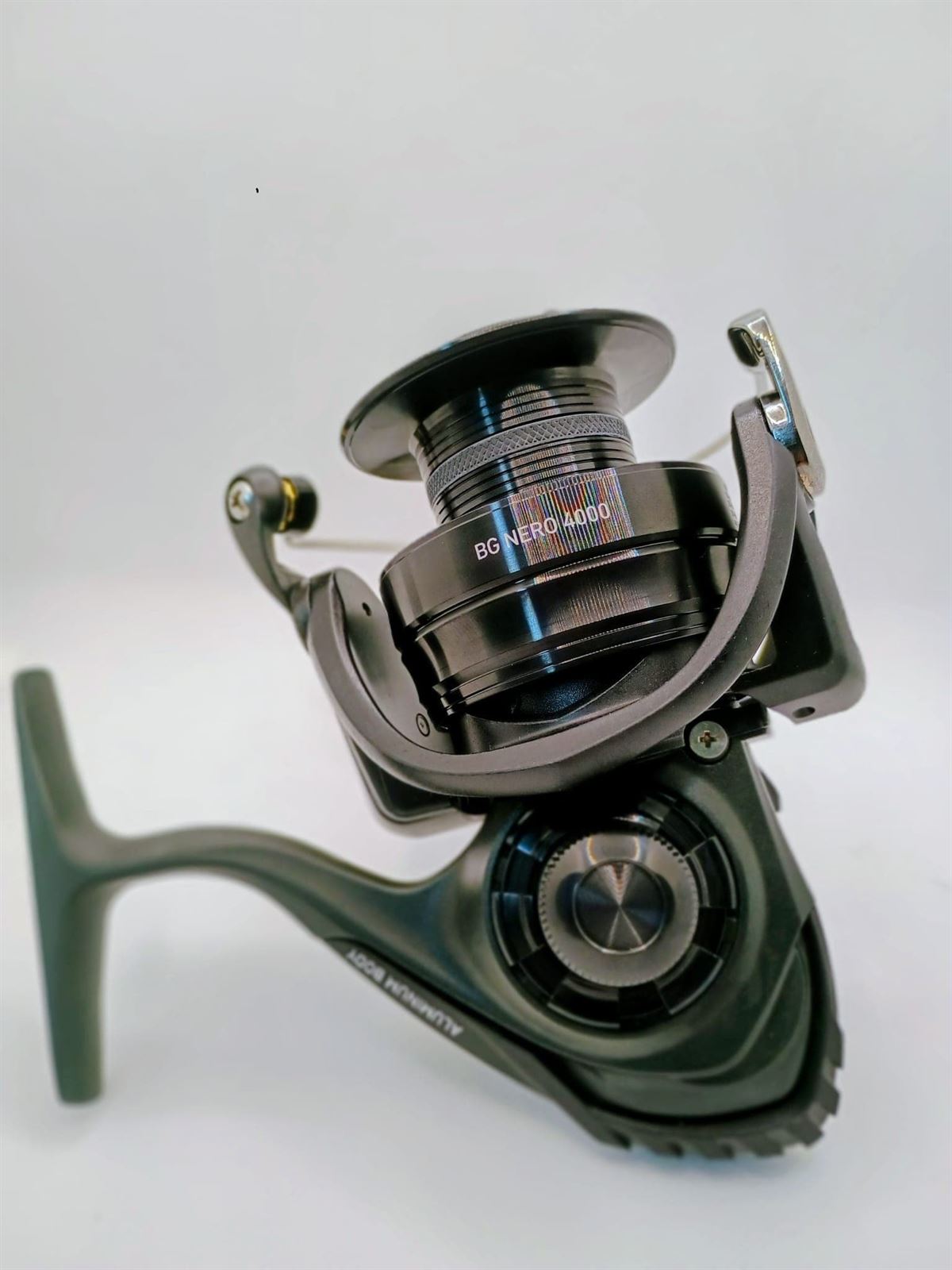 CARRETE BG NERO 4000 - Imagen 3